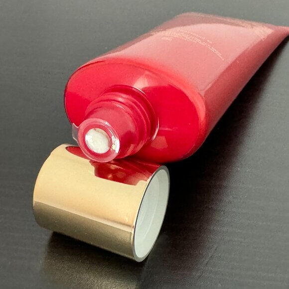 Estee Lauder Nutritious Radiant Vitality 2-in-1 Foam Cleanser - Picture 11 of 16